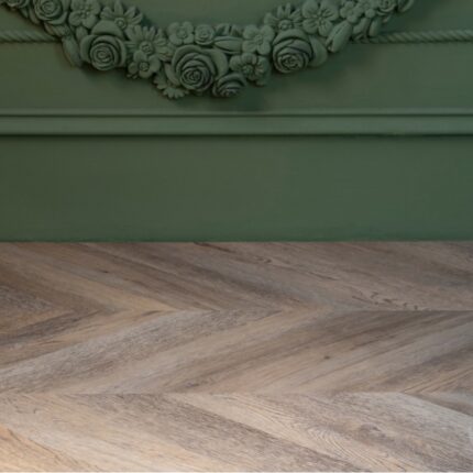 Кварцвиниловая плитка Vinilam Parquet Chevron Glue Шеврон Шампань RI153616CL4 – дополнительное изображение продукта